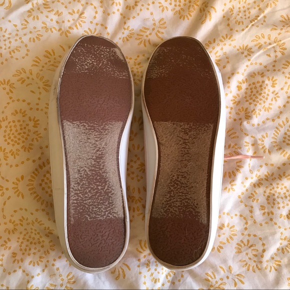 Old Navy sueded classic blush sneakers - Picture 5 of 6